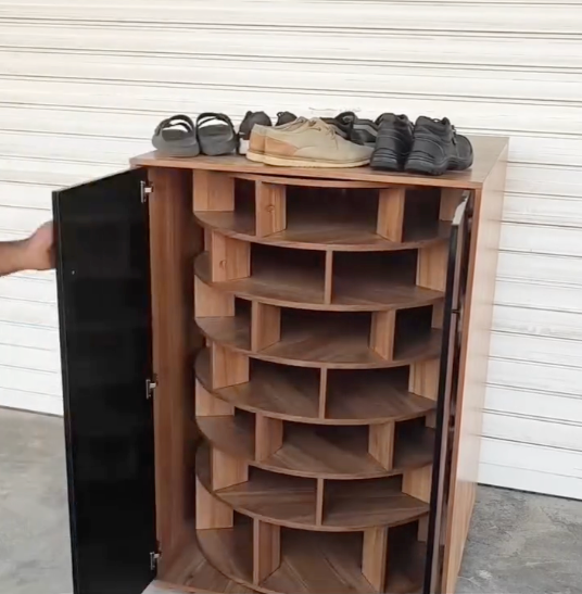 ✨ Étagère à chaussures Infinity – Un rangement infini pour vos baskets, talons hauts et bien plus encore ! 👟👠🥿